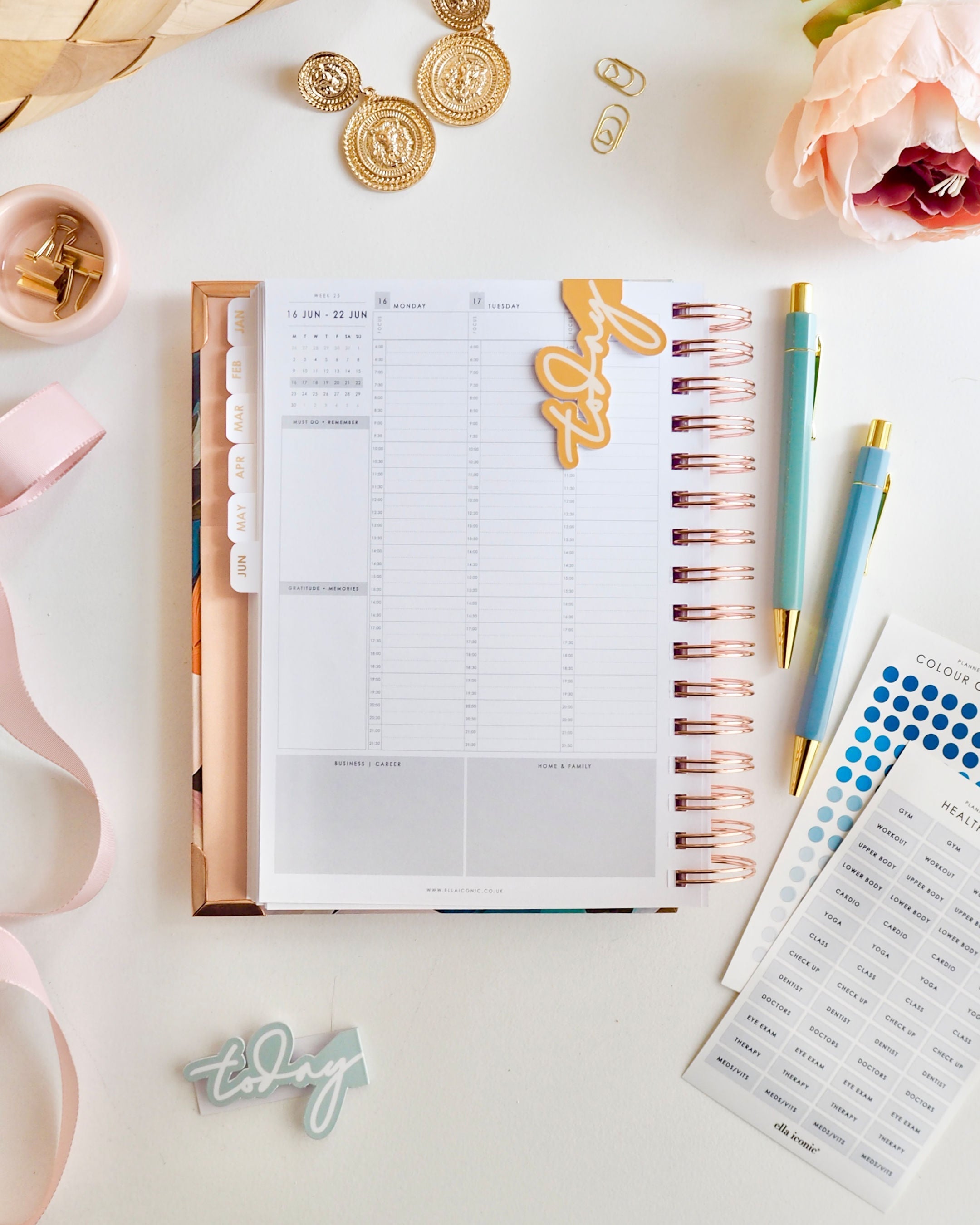 Weekly Planners & Organisers